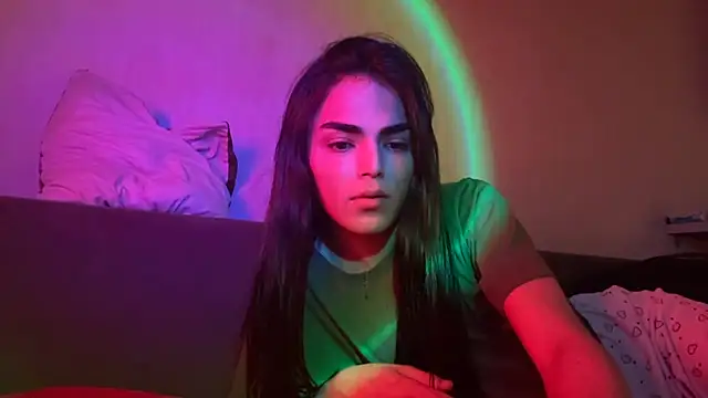 MarlyJess online show from June 11, 12:32 am