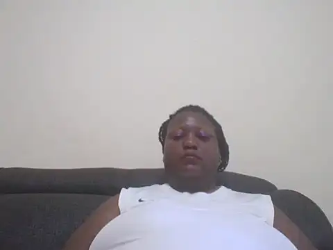 fat ebonyqueen online show from June 12, 6:21 am