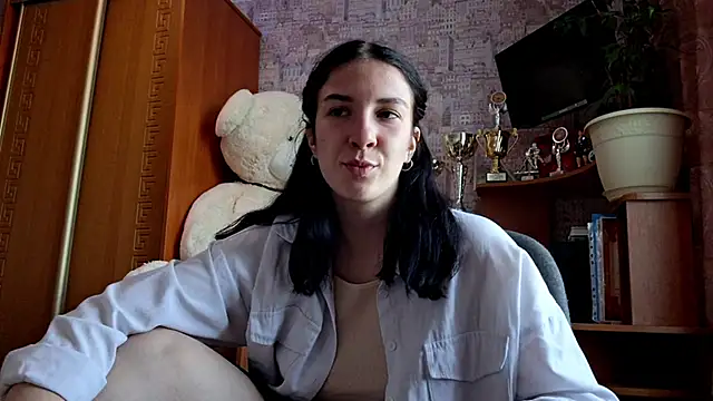 MoroseViki online show from May 31, 2:56 pm