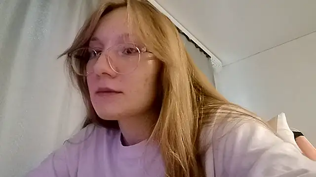 LauraTurber online show from May 24, 3:33 pm