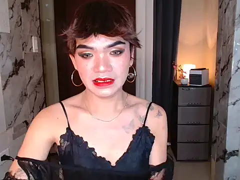 CassieHeartx online show from May 22, 9:46 pm