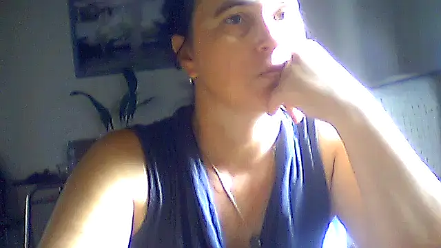 AniaCool77 online show from August 7, 6:42 am