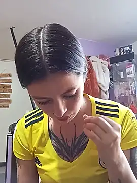 Lucia evans22 online show from July 7, 10:12 pm