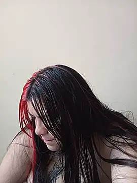 dulcelia0 online show from May 21, 7:56 pm