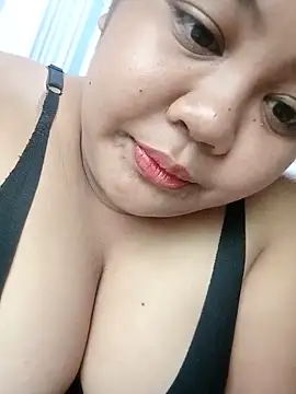 hotxoxo17 online show from May 23, 2:43 am