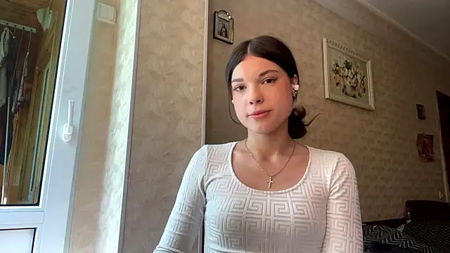 IlonaPitcock online show from May 22, 8:45 am