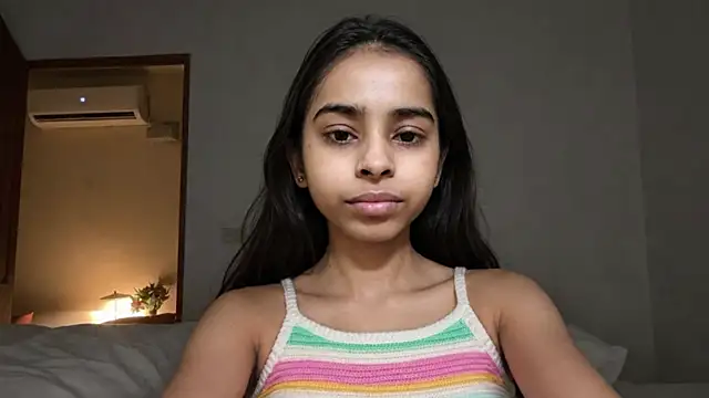 Cutelily 9 online show from May 21, 5:44 pm