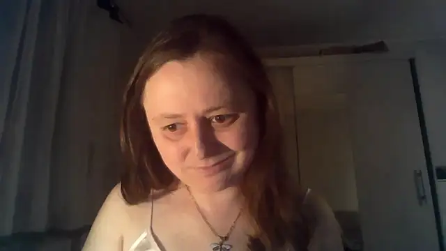 TaylorLovely online show from June 9, 8:19 pm