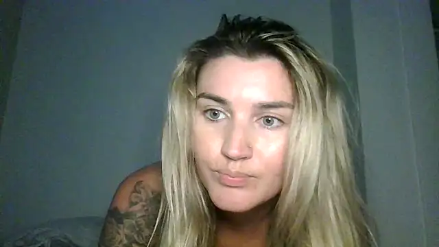 thebeachyblonde online show from July 10, 10:21 pm