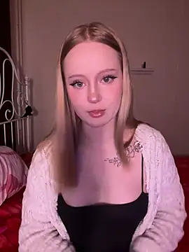 Rachelwebs online show from May 24, 5:45 pm