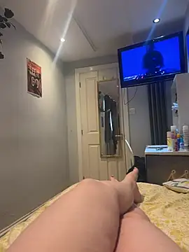 Curvy-CallieXX online show from August 2, 4:54 pm