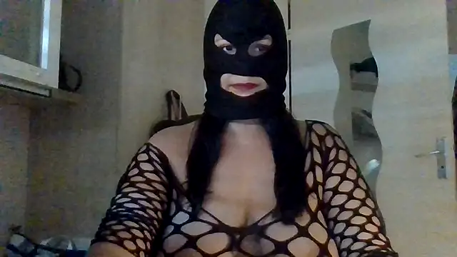lacagoulerchaude online show from June 9, 6:07 pm