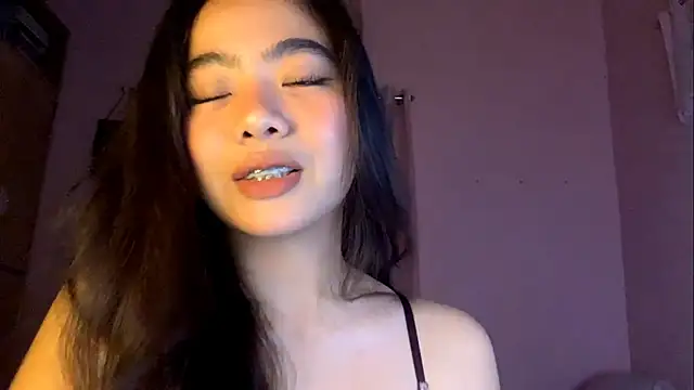 EnchantingEscalade online show from May 22, 6:28 pm