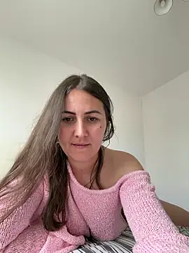 BrunetteNymph online show from June 11, 7:38 am
