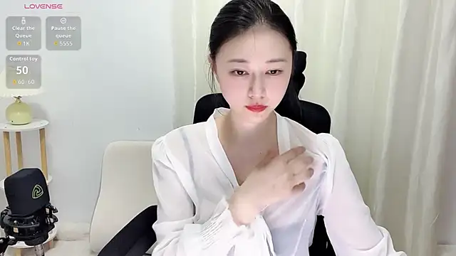 Punsellze online show from July 15, 1:54 am