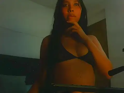 miaacook online show from June 11, 2:53 am