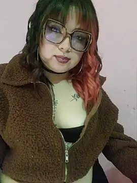 curvy latina online show from August 5, 6:47 pm
