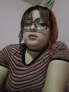 curvy latina online show from July 26, 4:31 am