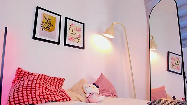 AngeelRosee online show from June 11, 10:39 pm