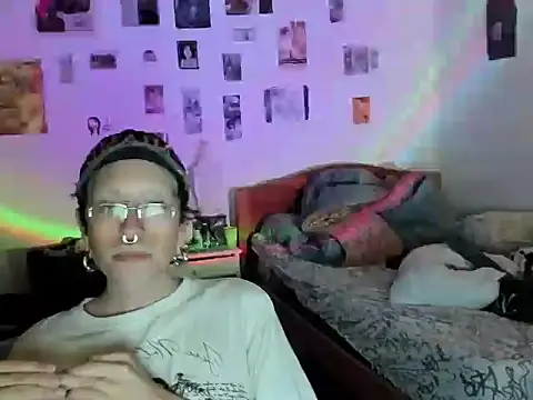 Ghost bussy online show from June 5, 3:21 am