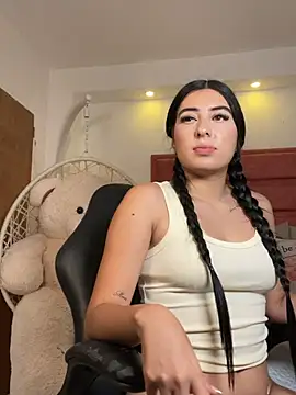 dulce castro online show from June 5, 1:17 pm