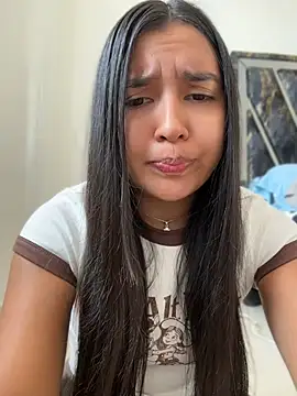 HaileyBieber  online show from July 15, 3:50 pm