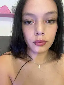 NIKA530 online show from July 8, 1:46 pm