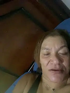 rosanna78322 online show from July 16, 11:31 pm