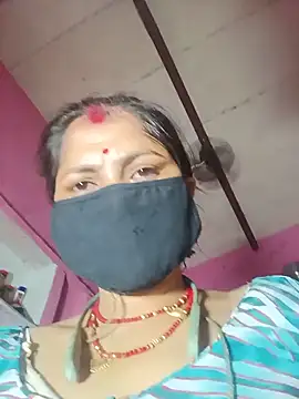 Cutleun2 online show from June 20, 4:21 pm
