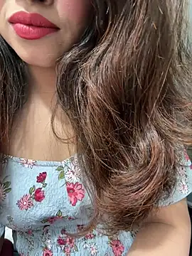 Yours riya11 online show from June 26, 11:50 pm