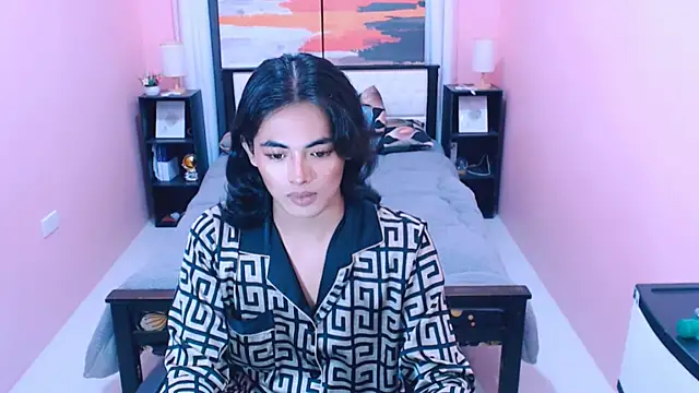 MiamoreAmara69 online show from July 13, 4:19 pm