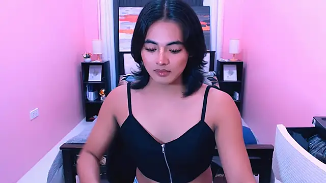 MiamoreAmara69 online show from June 9, 6:51 pm