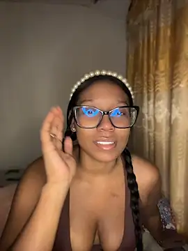 chell iivy online show from July 14, 5:34 am