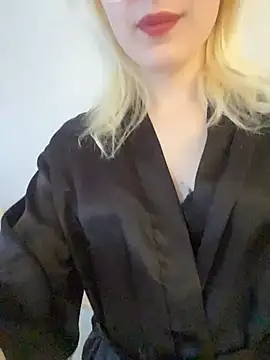 xp blondie online show from June 5, 7:03 am
