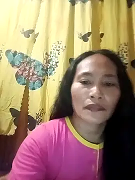 Queenslay online show from July 9, 9:39 pm