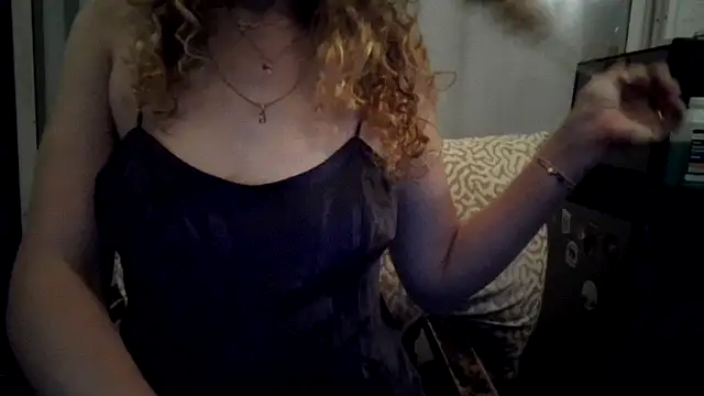 allycat4xoxo online show from June 5, 5:00 am