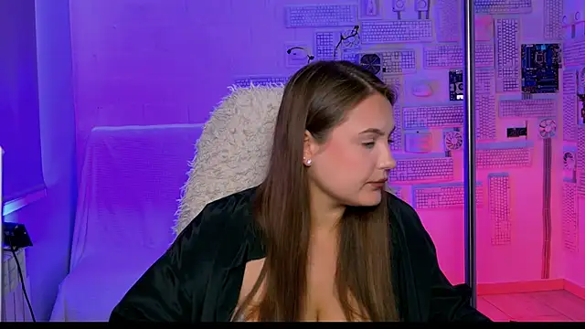 gabifernandez online show from June 13, 12:35 pm