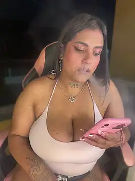 Nahomy-fire online show from July 5, 3:35 am