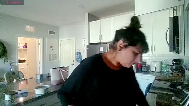 maddiliz online show from January 16, 8:38 pm