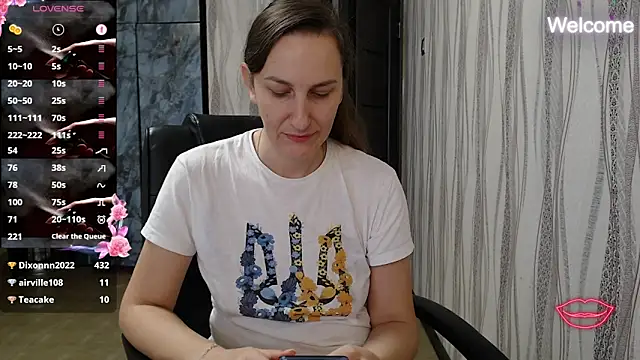 Yevgeshka-Milashka online show from October 30, 7:11 am