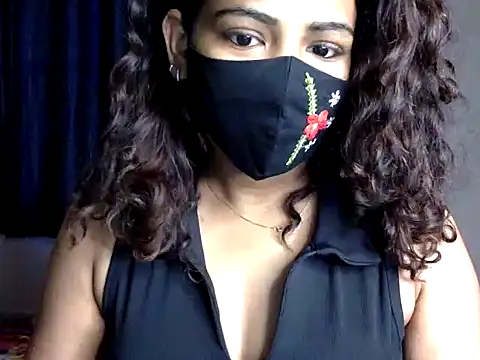 Nisha-moon online show from June 25, 6:40 am