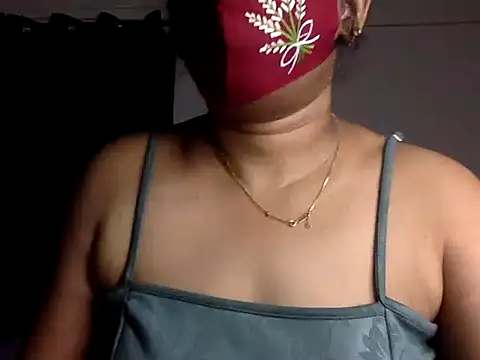Nisha-moon online show from July 10, 7:42 am