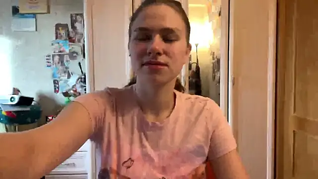 Codi Rostersy online show from June 17, 3:08 am