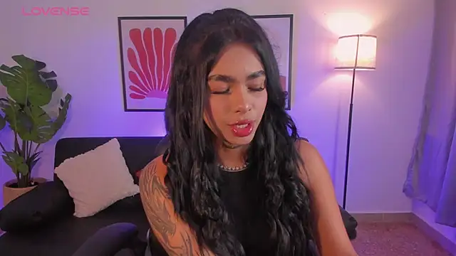 Megaanrosee  online show from June 23, 11:41 am