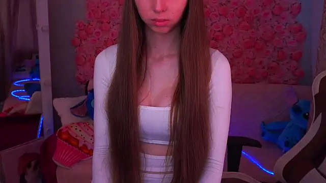 Sasha Foxyyy online show from June 4, 2:43 pm