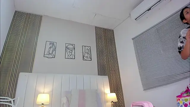 vanessa  stp online show from July 20, 12:07 pm