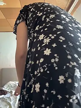 Alisaangelll online show from June 18, 1:38 pm