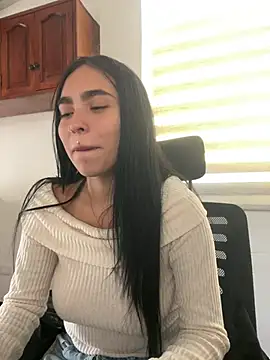 Sara fernandez- online show from July 6, 2:11 pm