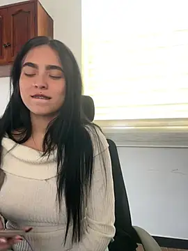 Sara fernandez- online show from July 6, 3:36 pm