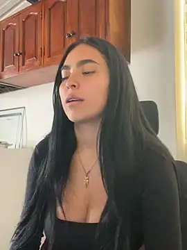 Sara fernandez- online show from July 8, 2:19 pm